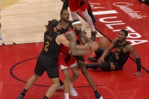 2-2！骑士连续输球，赛后还有4个坏消息，哈登米切尔需要强硬起来