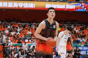 开云官网-郭凯全场出战19分钟，投篮6中3得到7分5篮板